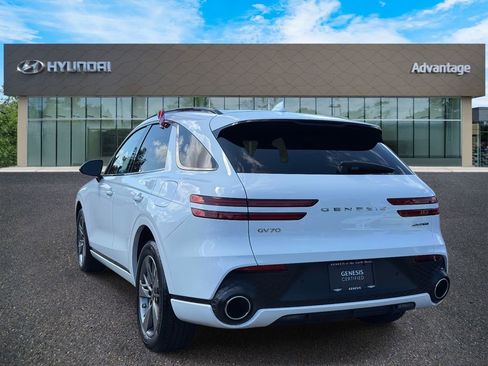 Certified 2025 Genesis GV70 3.5T Sport image 7