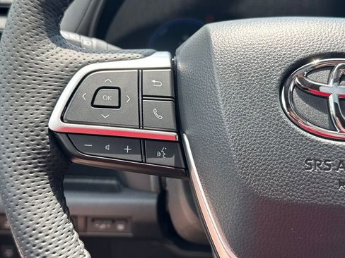 New 2026 Toyota Sienna Platinum AWD/4WD image 18