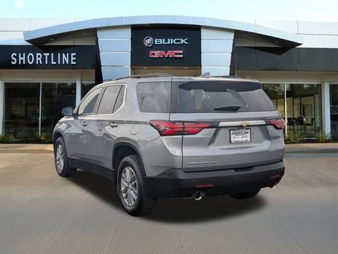 Used 2023 Chevrolet Traverse LT image 5