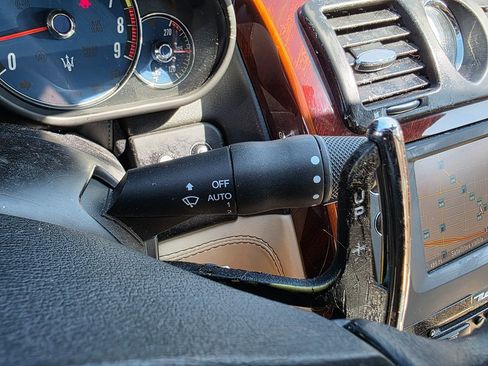 Used 2011 Maserati Quattroporte S image 48