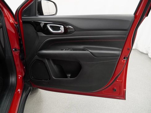 Certified 2024 Jeep Compass Trailhawk image 48