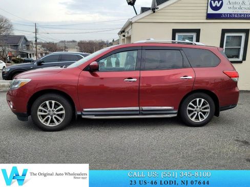 Used 2014 Nissan Pathfinder SL w/ SL Premium Package image 7