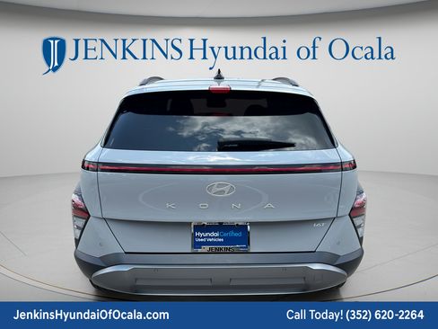 Certified 2024 Hyundai Kona Limited FWD image 4