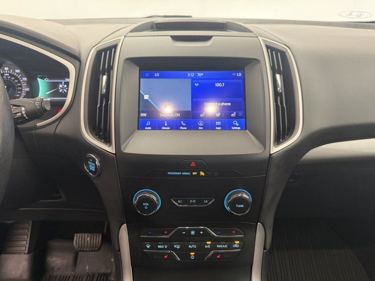 Used 2020 Ford Edge SEL w/ Convenience Package AWD/4WD image 18