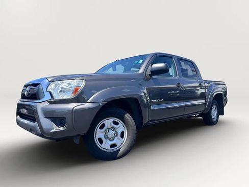 Used 2013 Toyota Tacoma 2WD Double Cab w/ SR5 Pkg image 10