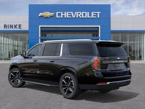 New 2025 Chevrolet Suburban LS image 3