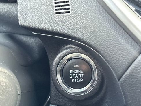 Used 2023 Subaru Ascent Premium w/ Convenience Package image 17