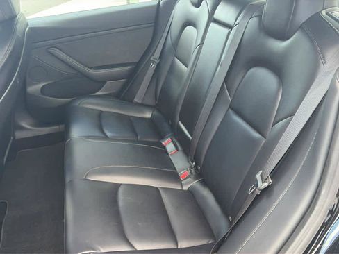 Used 2022 Tesla Model 3 Long Range AWD/4WD image 22