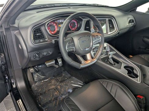 Used 2016 Dodge Challenger SRT Hellcat RWD image 13