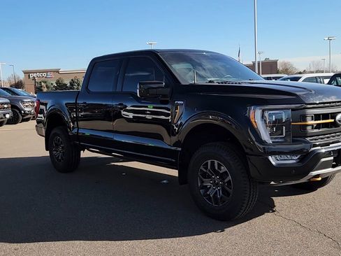 Certified 2022 Ford F150 Tremor w/ Equipment Group 402A High image 6