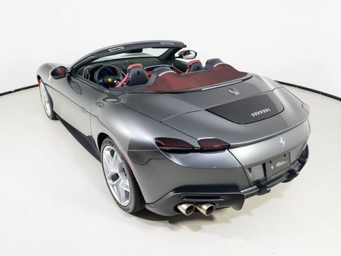 Used 2025 Ferrari Roma Spider image 16