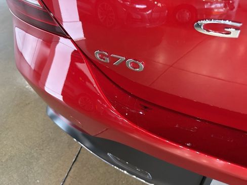 Used 2022 Genesis G70 2.0T image 17