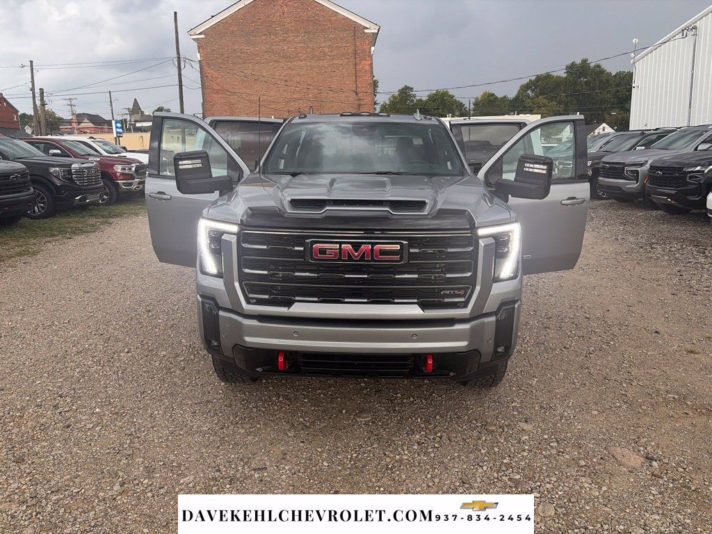 Used 2026 GMC Sierra 2500 AT4 w/ AT4 Premium Plus Package AWD/4WD image 34