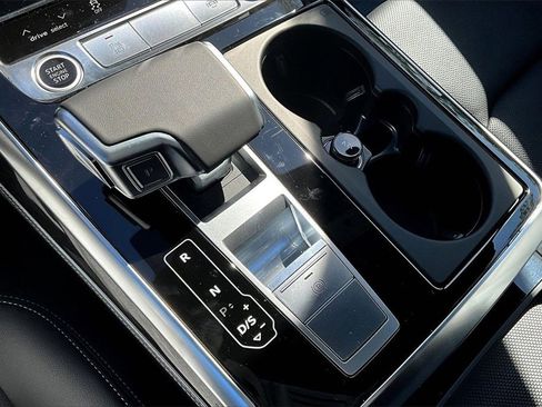 New 2026 Audi Q8 Premium Plus image 29