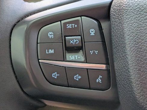 Used 2025 Ford Ranger XLT w/ Equipment Group 301A High RWD image 24