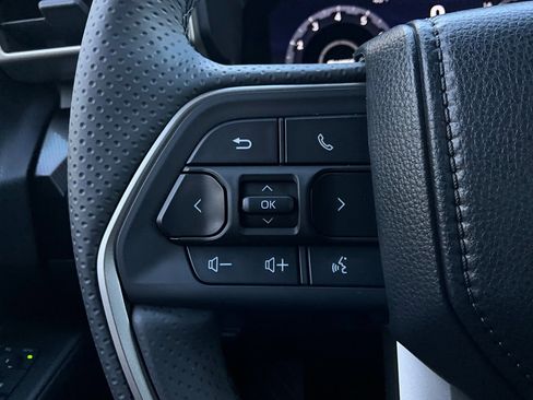 New 2025 Toyota 4Runner Limited image 38