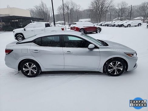 Used 2022 Nissan Sentra SV w/ Trunk Package image 4