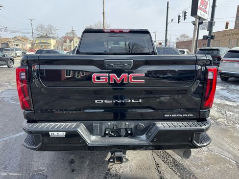 Used 2025 GMC Sierra 2500 Denali w/ Denali Reserve Package image 6