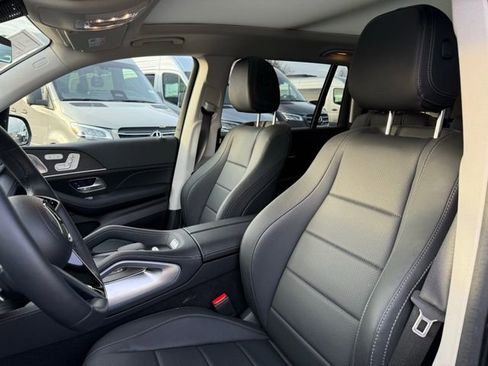 Certified 2026 Mercedes-Benz GLS 450 4MATIC image 16