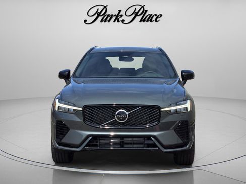New 2026 Volvo XC60 T8 Plus w/ Protection Package Premier AWD/4WD image 9