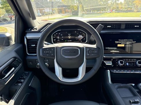 New 2026 GMC Sierra 2500 Denali w/ Denali Reserve Package image 16