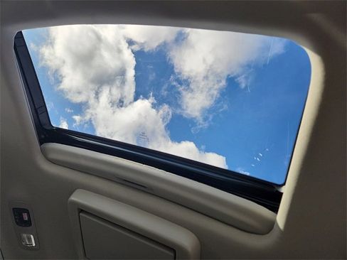 New 2026 Honda Odyssey Touring image 14