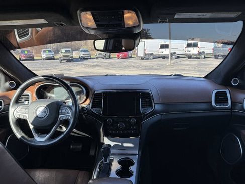 Used 2019 Jeep Grand Cherokee Summit image 18