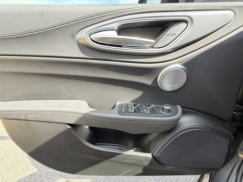 Used 2024 Alfa Romeo Giulia Veloce image 27