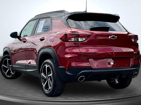Used 2021 Chevrolet TrailBlazer RS w/ Sun and Liftgate Package AWD/4WD image 3
