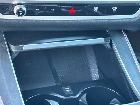 Used 2024 BMW X5 sDrive40i image 25