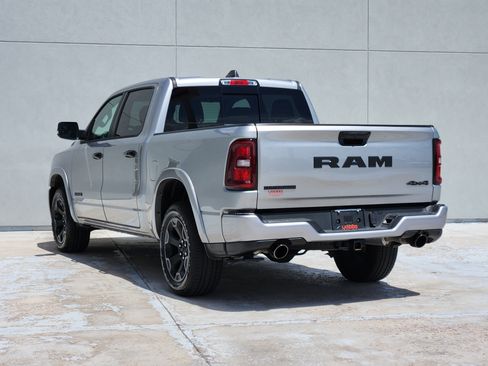 Used 2025 RAM 1500 Big Horn AWD/4WD image 6