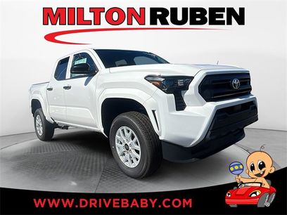 New 2025 Toyota Tacoma SR w/ SR Upgrade Package