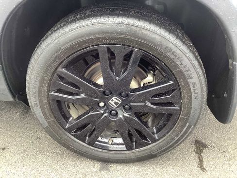 Used 2021 Honda Pilot Black Edition image 7