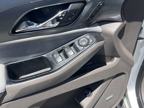 Used 2019 Chevrolet Traverse Premier w/ LPO, Floor Liner Package image 15