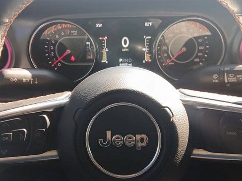Used 2021 Jeep Gladiator Mojave AWD/4WD image 14