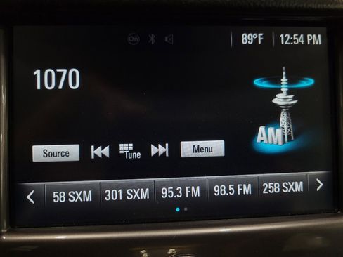 Used 2016 Chevrolet Cruze LT w/ Convenience Package FWD image 25