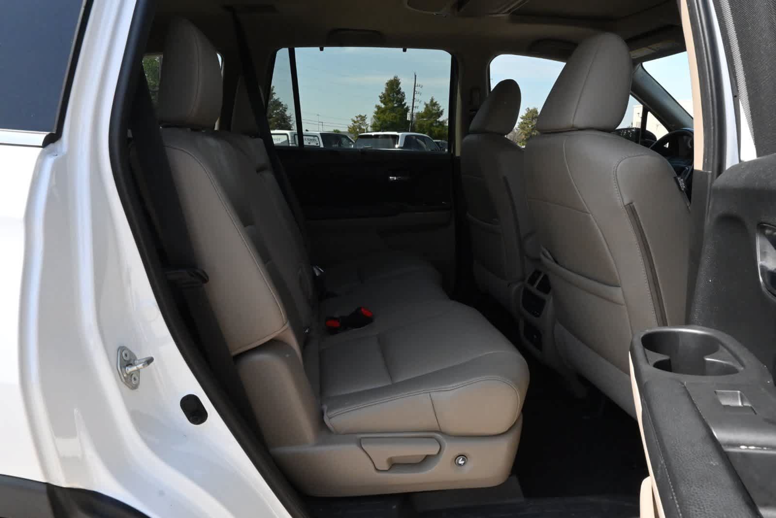 Used 2021 Honda Pilot Touring image 22