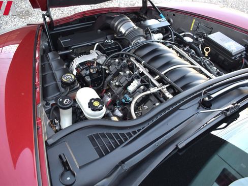 Used 2008 Chevrolet Corvette Coupe w/ Preferred Equipment Group image 27