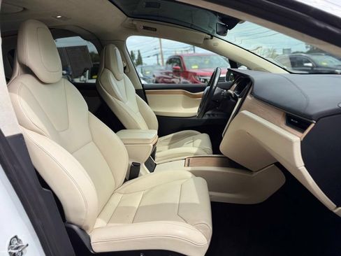 Used 2018 Tesla Model X AWD/4WD image 27
