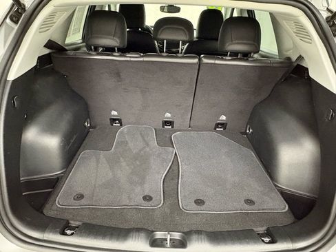 Used 2018 Jeep Compass Limited image 13