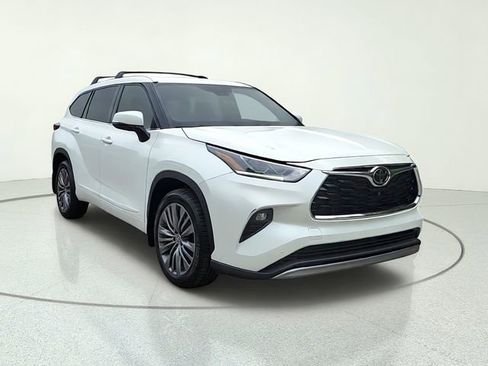 Used 2021 Toyota Highlander Platinum AWD/4WD image 8