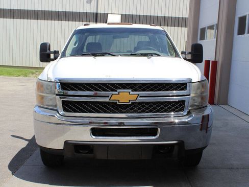 Used 2014 Chevrolet Silverado 3500 W/T w/ Skid Plate Package image 4