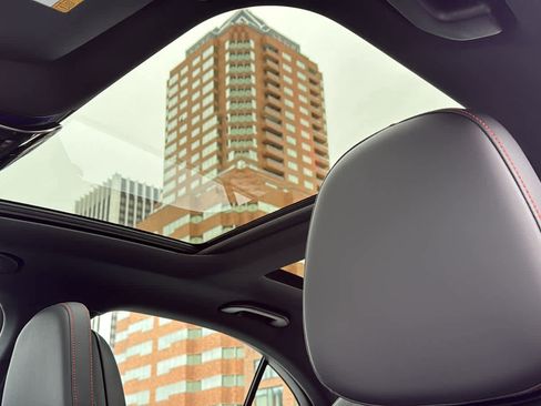 New 2026 Mercedes-Benz C 43 AMG 4MATIC Sedan image 27