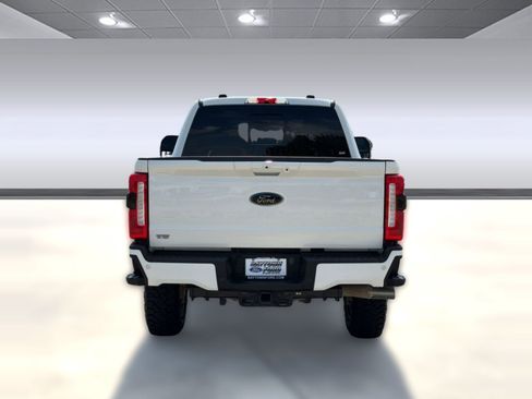 Used 2024 Ford F250 Lariat w/ Lariat Ultimate Package AWD/4WD image 10