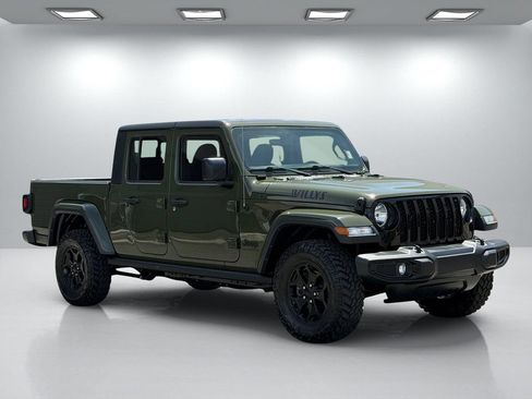 Used 2023 Jeep Gladiator Sport AWD/4WD image 9