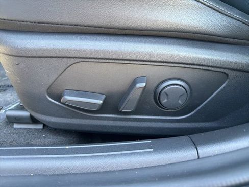 Certified 2023 Hyundai Elantra Limited image 18