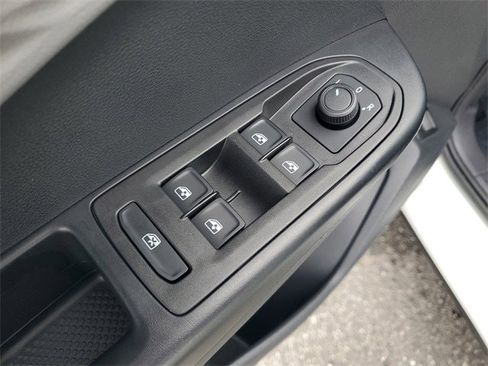 Certified 2023 Volkswagen Taos S image 13