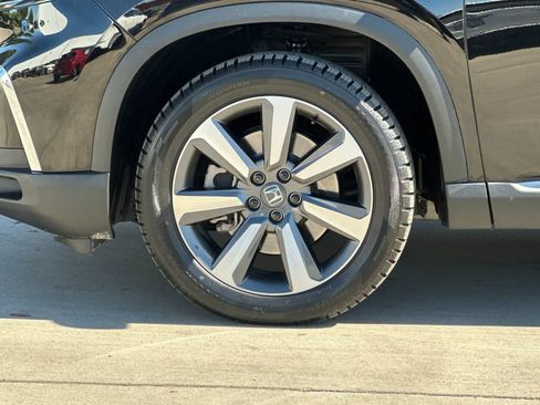 Used 2024 Honda Pilot Touring image 26