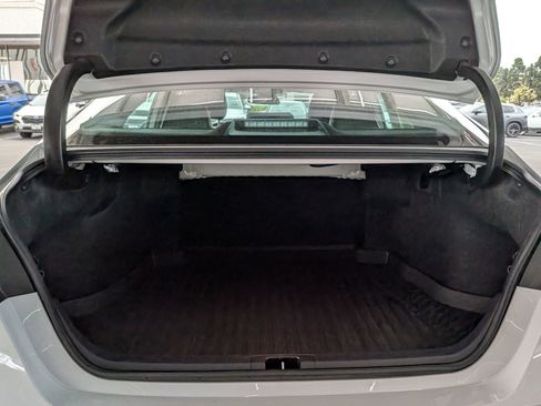 Used 2024 Toyota Camry SE image 29