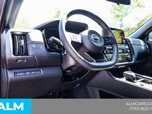 Used 2025 Nissan Pathfinder Rock Creek AWD/4WD image 22
